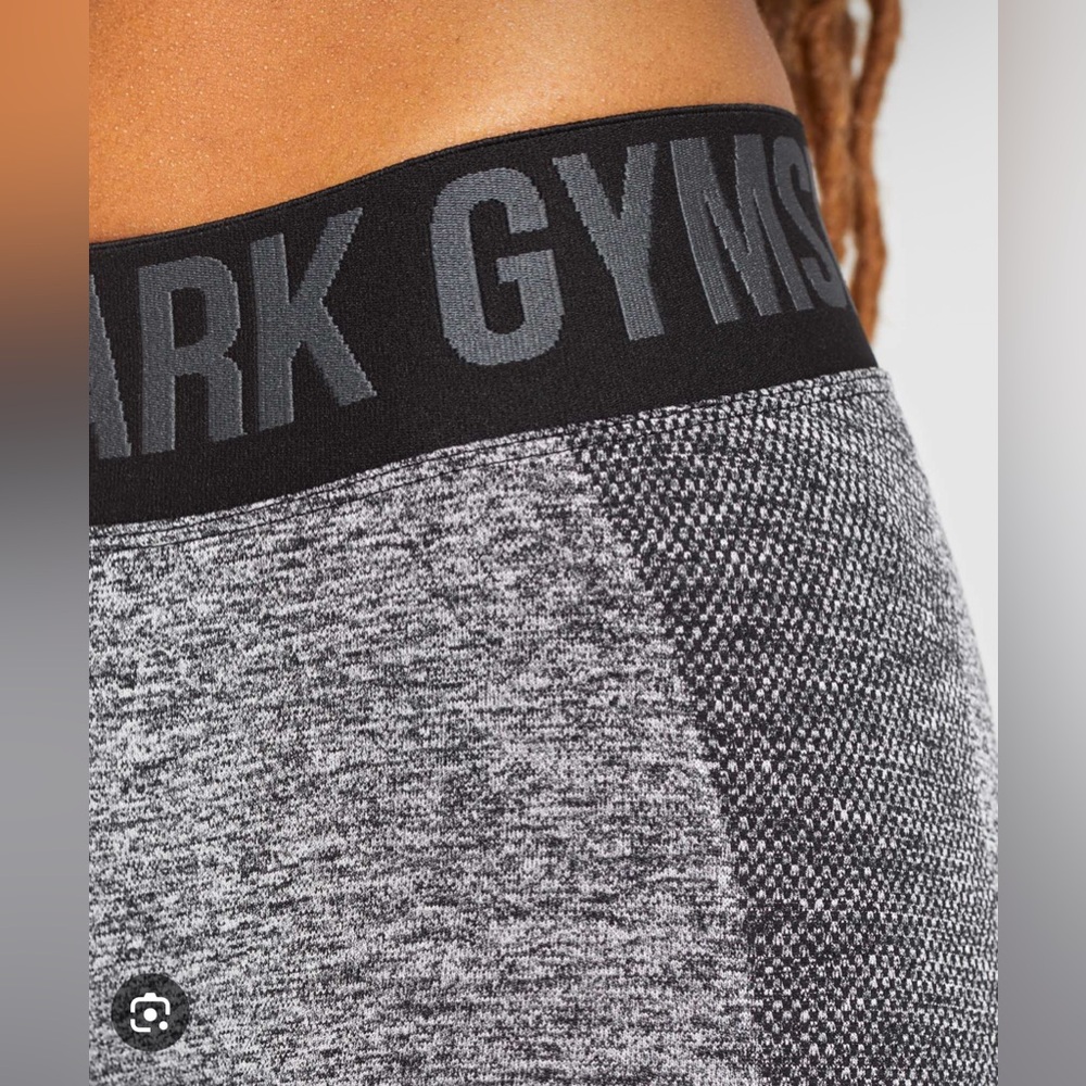 #643 Gymshark Heather Gray Seamless Compression Shorts Small